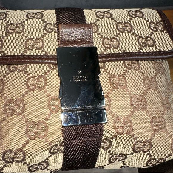 EUC Gucci Canvas Logo Bucket Belt Bag/ Waist Bag - Picture 2 of 15